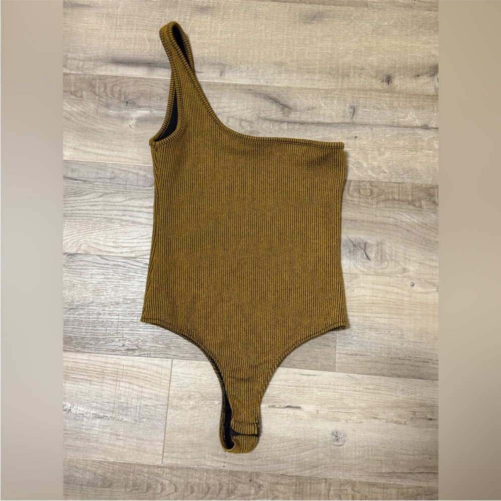 Dynamite textured mustard colored bodysuit